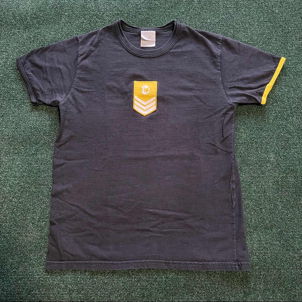 Vintage Nike Lance Armstrong Livestrong 10 2 Shirt size S Mens Ringer Black.